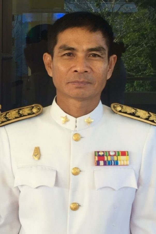 นายประพันธ์ เข็มแก้ว